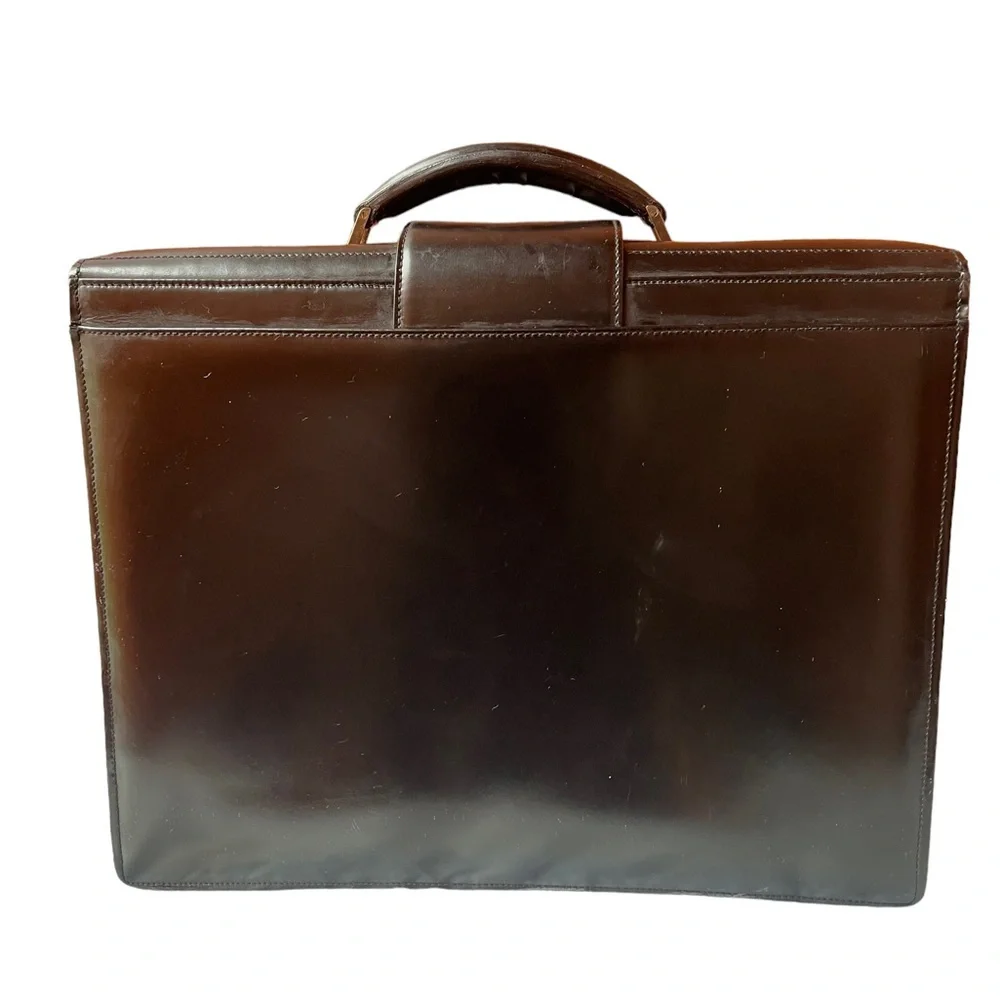 BALLY of Switzerland Leather Briefcase / Pilot - Lawyer - Doctor